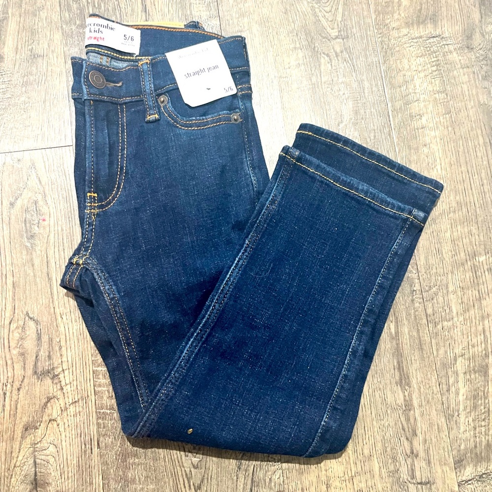 NWT Kids’ Abercrombie 5/6 straight Jean
